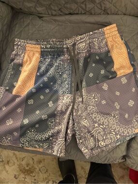 Men's LCKR Patchwork Bandana Print MESH Shorts - Blue & Tan